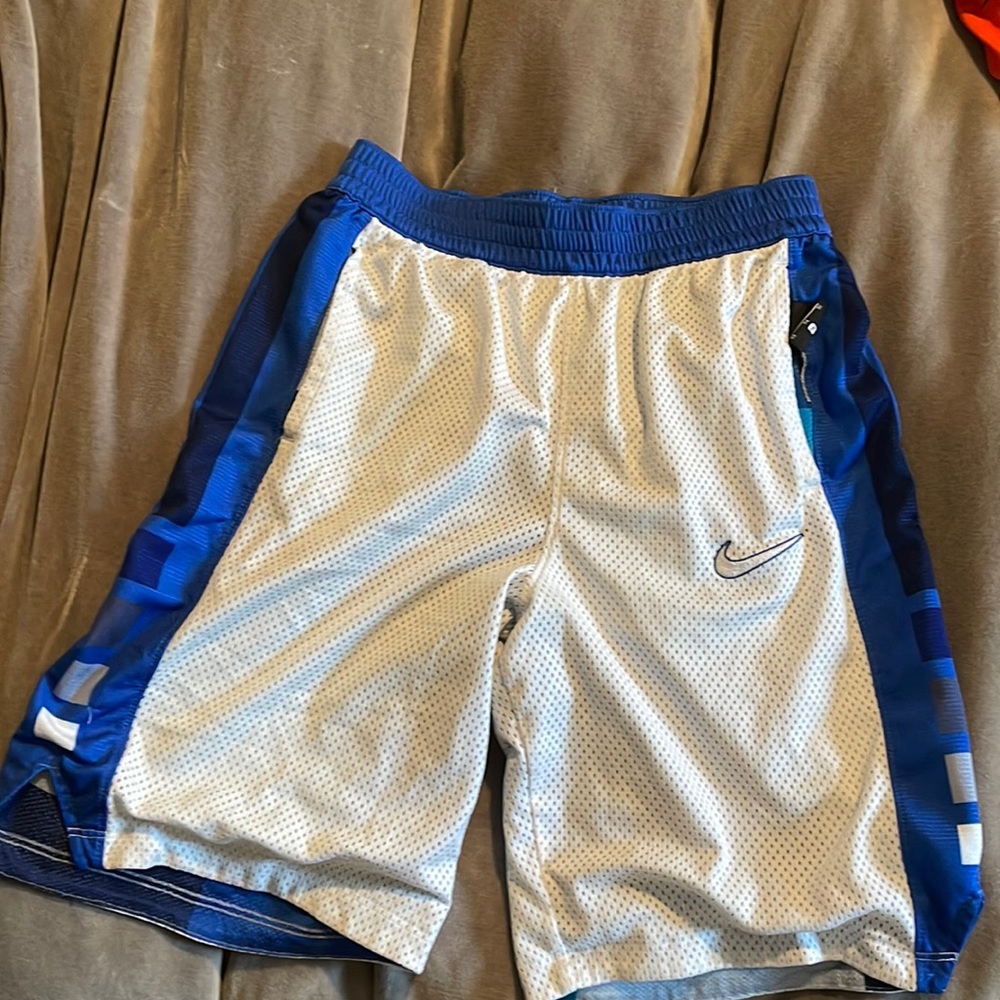 Nike Elite reversible athletic shorts